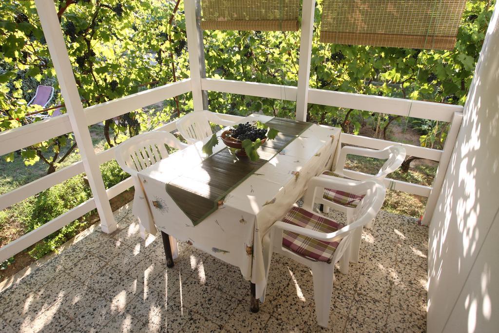 Kucica Ljubcek Villa Privlaka  Rum bild