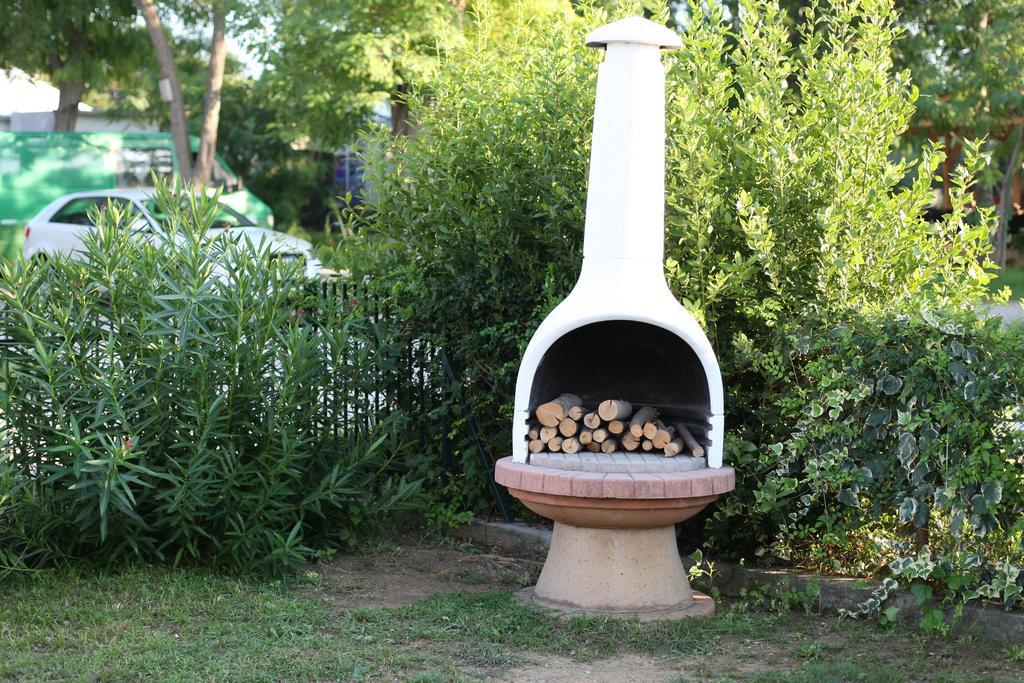 Kucica Ljubcek Villa Privlaka  Rum bild